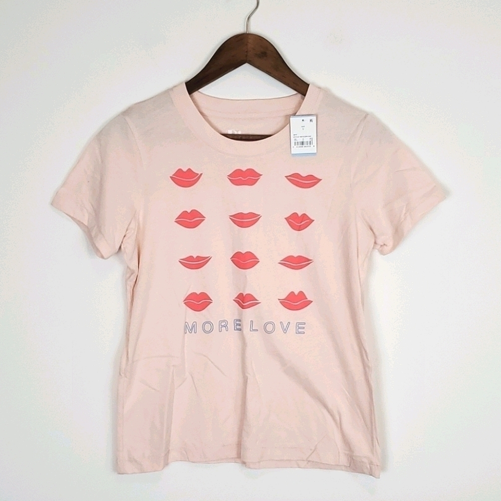 Doe.‎ More Love Lips Top